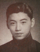 凝固的艺术，永恒的怀念——碑雕艺术与名人的故事