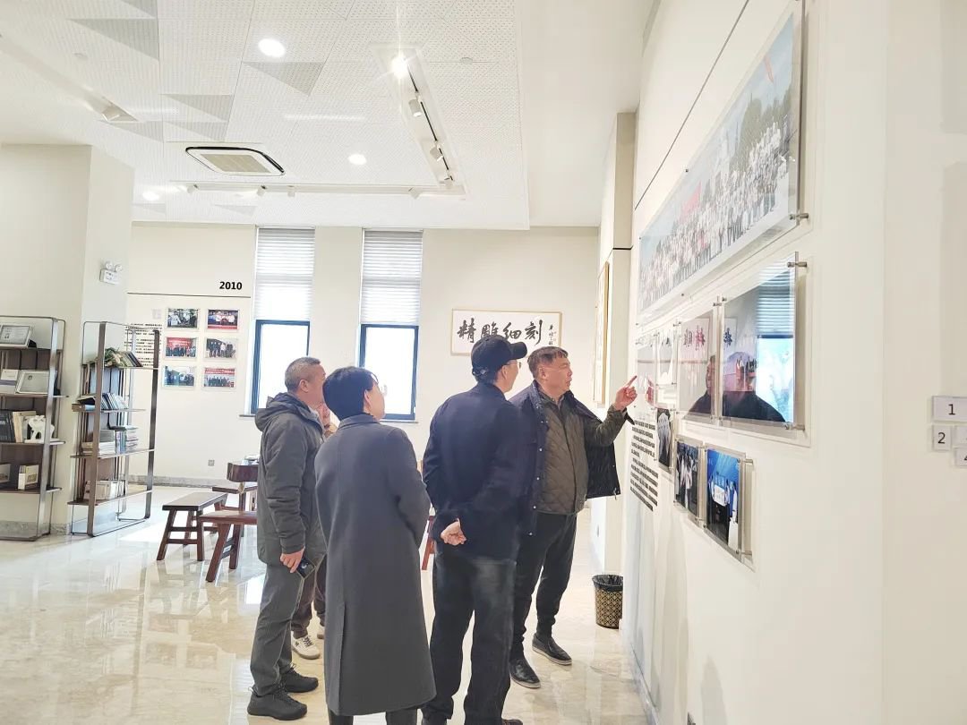 福寿园国际集团王计生总裁携赵宝晨博士莅临356体育在线参观指导